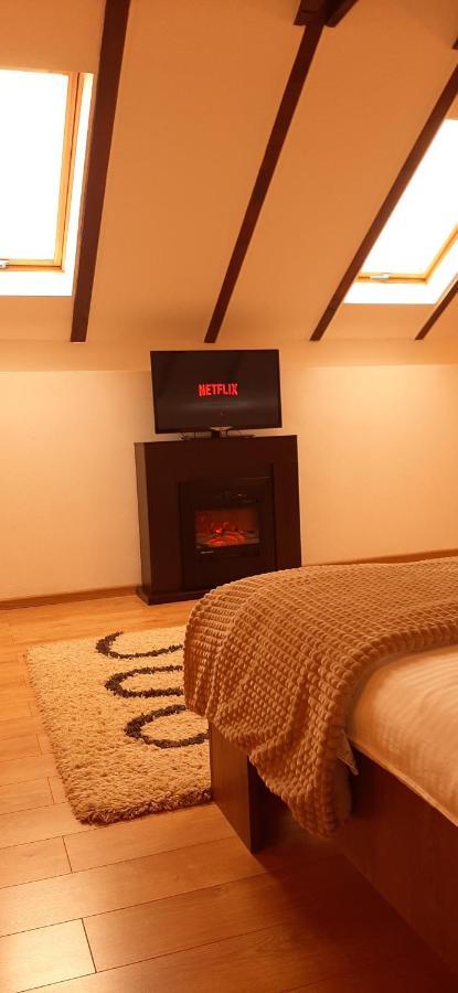 Casa De Vacanta Ayan Harman ภายนอก รูปภาพ