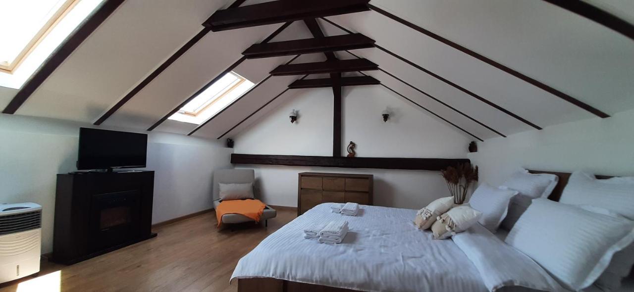 Casa De Vacanta Ayan Harman ภายนอก รูปภาพ