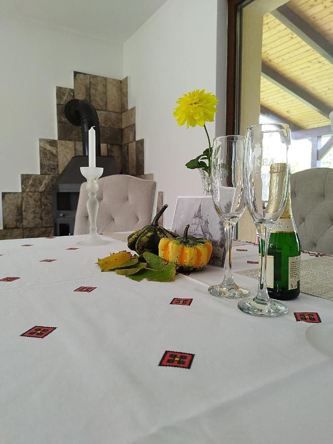 Casa De Vacanta Ayan Harman ภายนอก รูปภาพ
